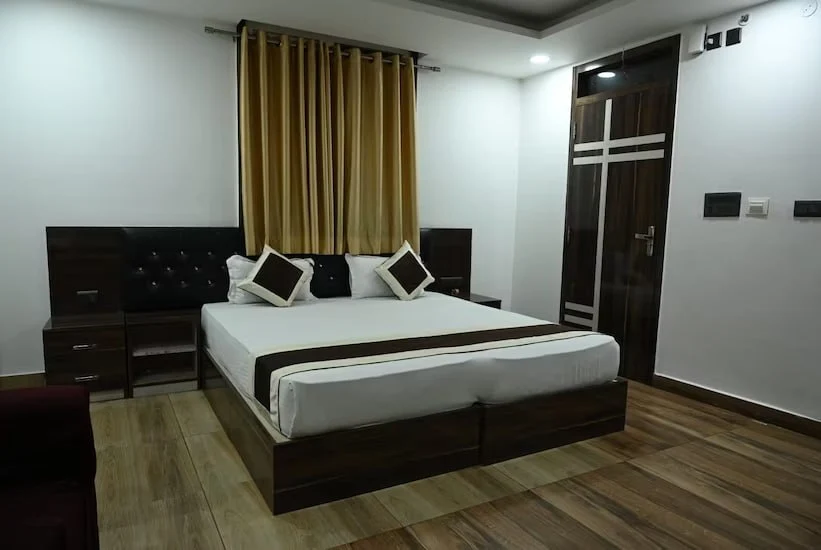 Bed Room Of Hotel Jharokha