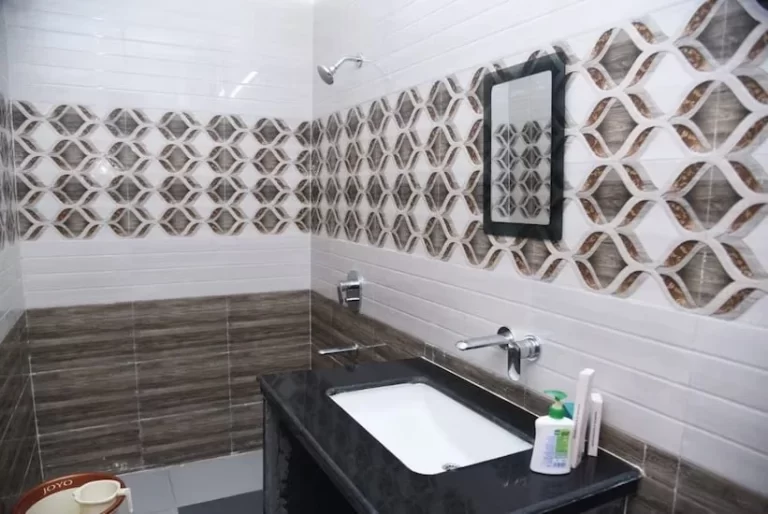 Washroom Of Hotel Jharokha